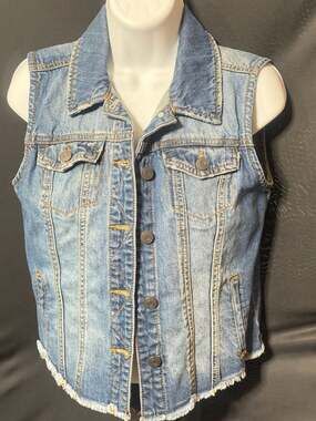 Mudd Denim Vest Size S Raw Hem Distressed Blue Jean Jacket